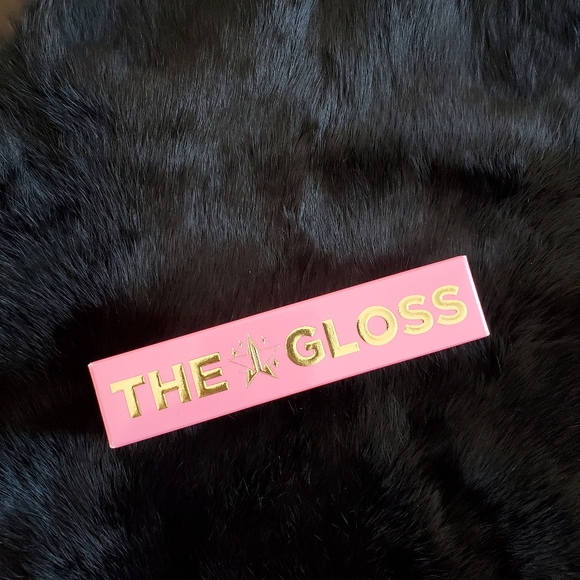 New Jeffree Star Cosmetics Lip Gloss 'The Gloss' in shade 'Her Glossyness'. - Picture 3 of 5